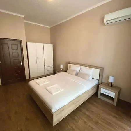 1br Flora Διαμέρισμα *